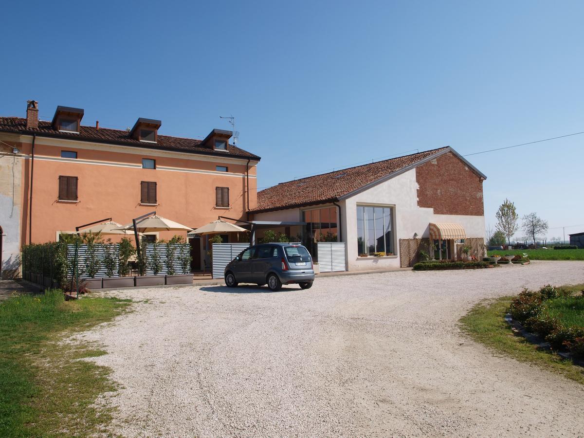 La Cascina Del Sole Hostel Rivarolo del Re ed Uniti Exterior photo